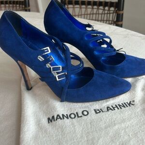 Manolo Blahnik heels. Size 38 1/2.